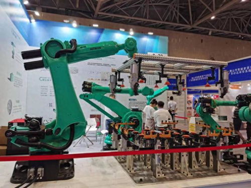 廣州中小企業搶占工業機器人賽道，新上榜“小巨人”增幅超100%